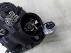 SUZUKI GRAND VITARA II 05-12 LAMPA PRZOD PRAWA XENON UK 100-59079