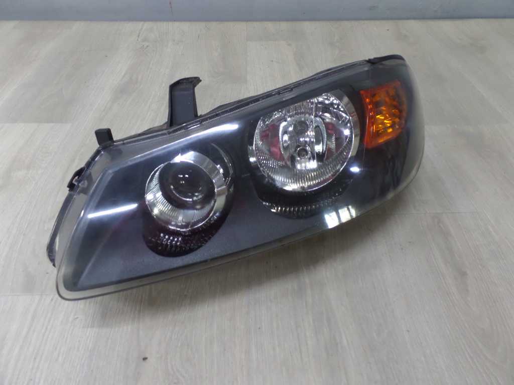 NISSAN ALMERA N16 LIFT 00-06 LAMPA PRZOD LEWA 26060-BN675 UK