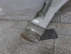 NISSAN ALMERA N16 LIFT 00-06 BLOTNIK PRZOD LEWY KY0