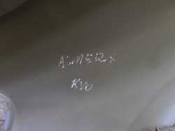NISSAN ALMERA N16 LIFT 00-06 BLOTNIK PRZOD PRAWY KY0