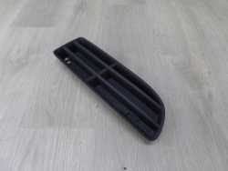 VW BORA 97-05 ATRAPA KRATKA ZDERZAKA PRAWA 1J5853950