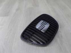 SEAT IBIZA III CORDOBA GRILL ATRAPA 6L0853651 02-08