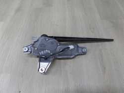 SUZUKI GRAND VITARA II 05-13 SILNIK WYCIERACZKI TYL RAMIE 259600-0632