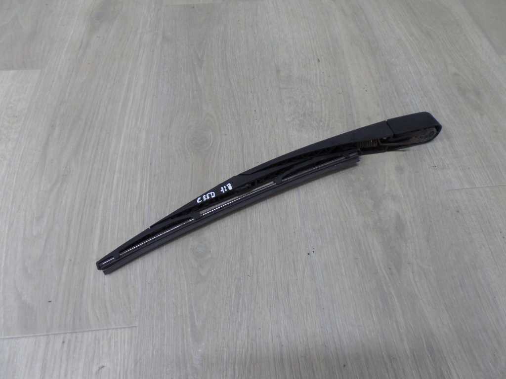 KIA CEE'D CEED HB LIFT RAMIE PIORO WYCIERACZKI KLAPY TYL 09-12r