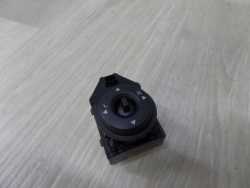 KIA CEE'D CEED LIFT PRZELACZNIK REGULACJI LUSTEREK 457480