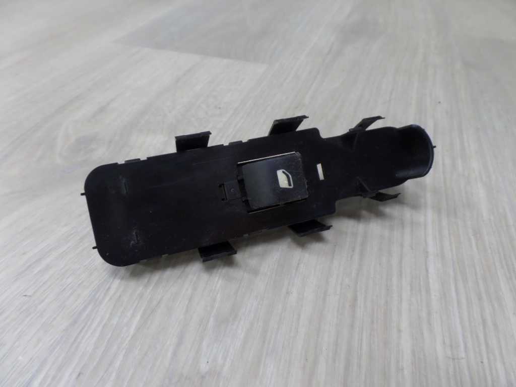 PEUGEOT 308 PANEL PRZELACZNIK SZYB 9651465677 96639377ZD07-13