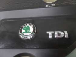 SKODA FABIA 1.9 TDI POKRYWA OSLONA SILNIKA 038103925E 01-09