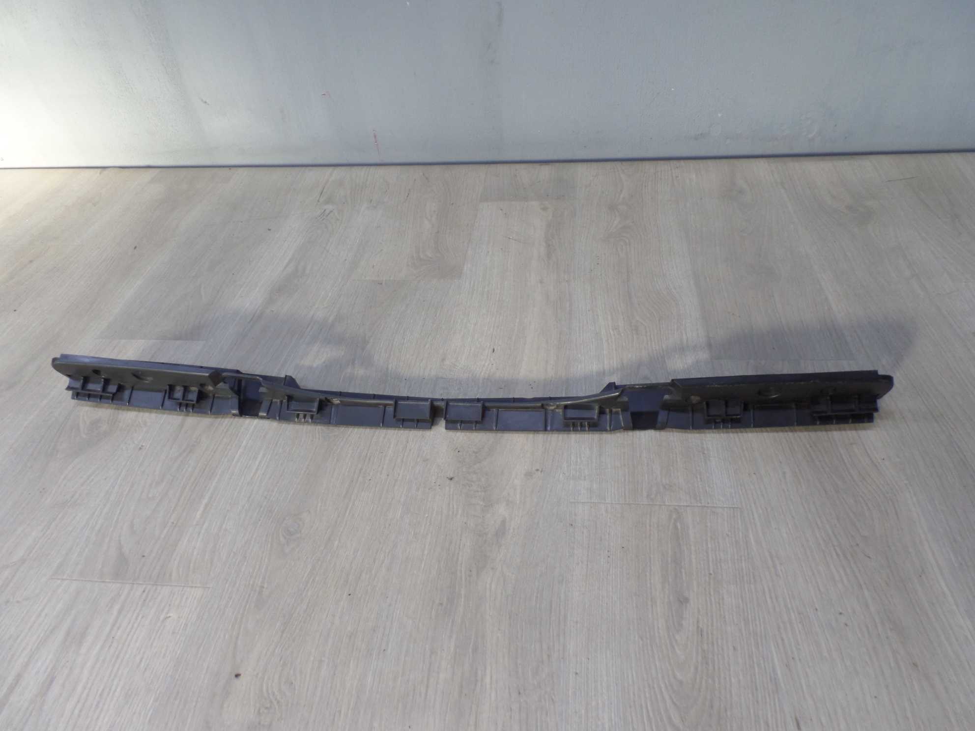 RENAULT MODUS SLIZG ZDERZAKA TYL 8200214103 04-08