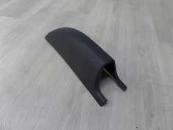 DACIA DUSTER OSLONA ZASLEPKA RELINGU PRAWA 738838900R 09-18