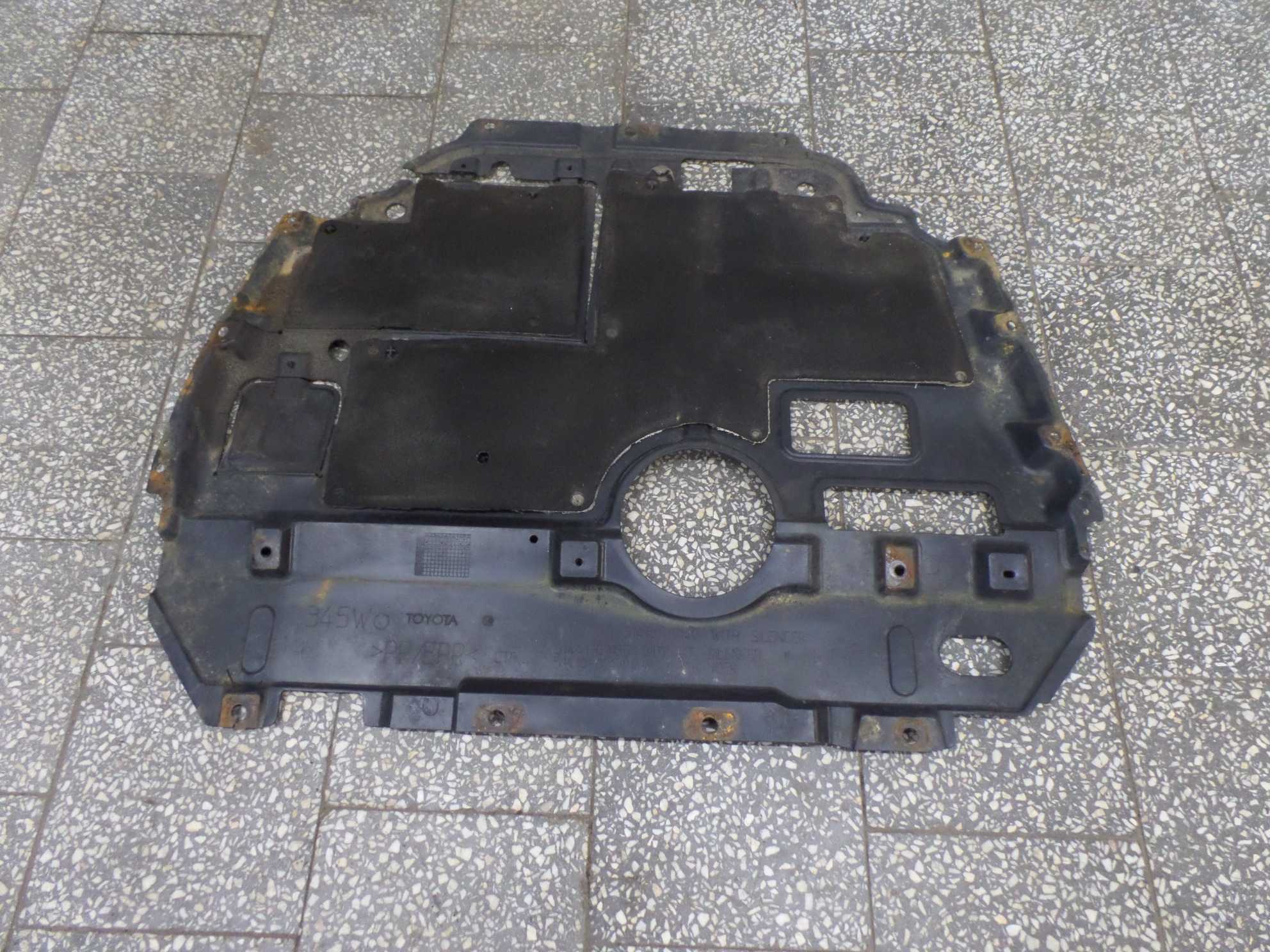 TOYOTA AURIS 2.0 D POLYTA OSLONA POD SILNIK 51441-02150