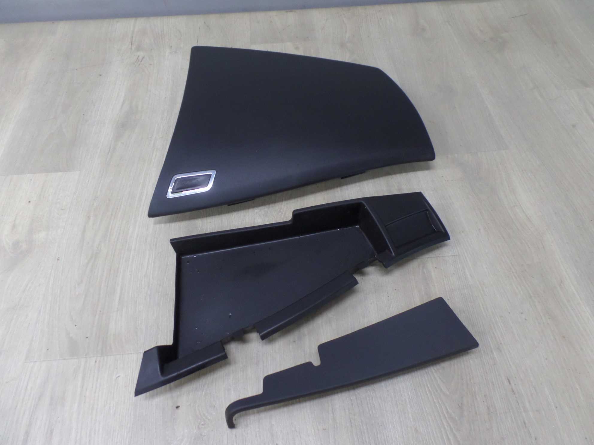 CITROEN C4 PICASSO 06-13 SCHOWEK DESKI KONSOLI PRAWY IGLA 9657854077