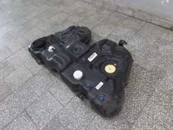 VOLVO S60 II V60 1.6 D D2 10- ZBIORNK BAK PALIWA OBEJMY 31372653