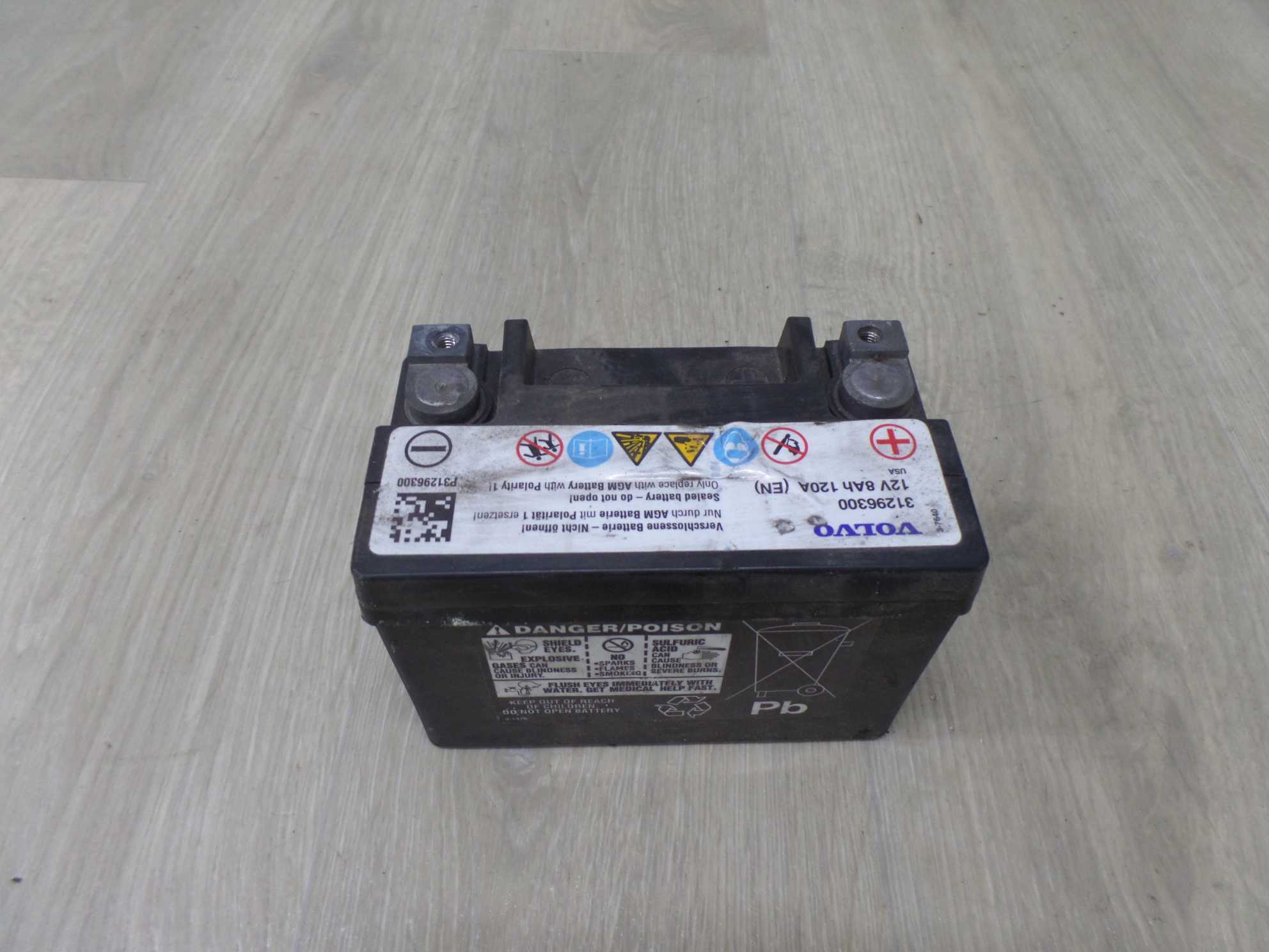 VOLVO S60 II V60 XC 10- AKUMULATOR DODATKOWY START STOP 31296300