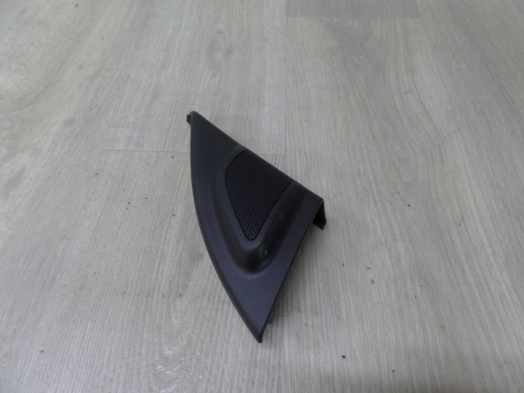 VOLVO S80 II V70 III XC70 06-16 GLOSNIK WYSOKOTONOWY PRAWY 30781068
