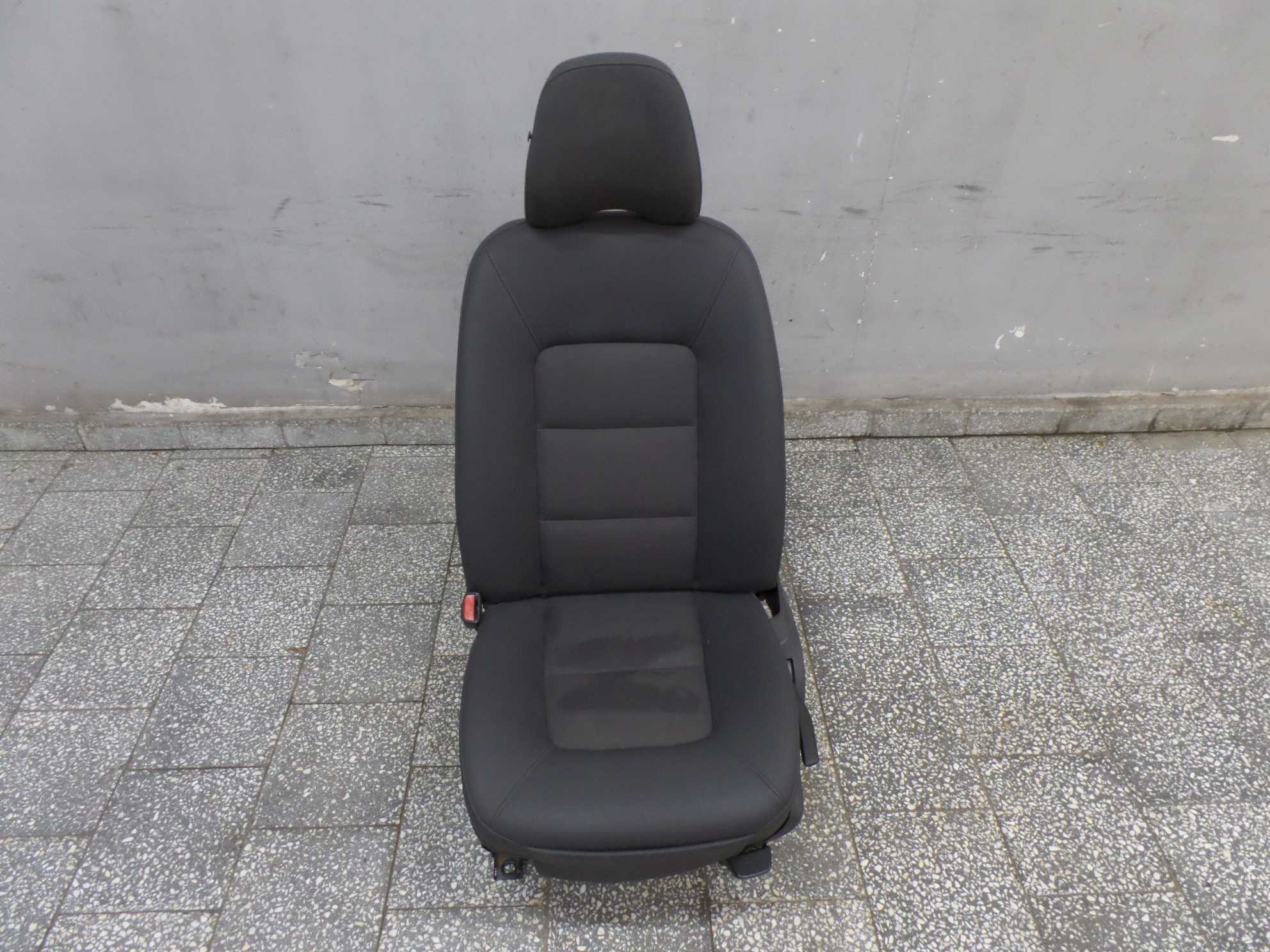 VOLVO V70 III 07-16 FOTEL PRZOD LEWY