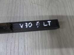 VOLVO V70 XC III 06-16 USZCZELKA LISTWA ZGARNIAJACA DRZWI TYL LEWA