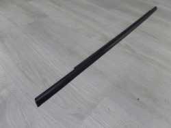 VOLVO V70 XC III 06-16 USZCZELKA LISTWA ZGARNIAJACA DRZWI TYL PRAWA
