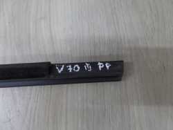 VOLVO S80 II V70 III XC70 06-16 USZCZELKA LISTWA ZGARNIAJACA DRZWI PRZOD PRAWA ZEWNETRZNA