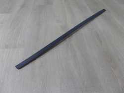 VOLVO S80 II V70 XC70 06-16 LISTWA USZCZELKA SZYBY CZOLOWEJ BOCZNA LEWA 31214492