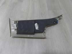 VOLVO  V70 III 06-13 POSZYCIE OSLONA SLUPKA C PRAWE