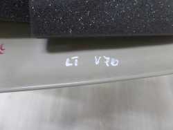 VOLVO  V70 III 06-13 POSZYCIE OSLONA SLUPKA C LEWE