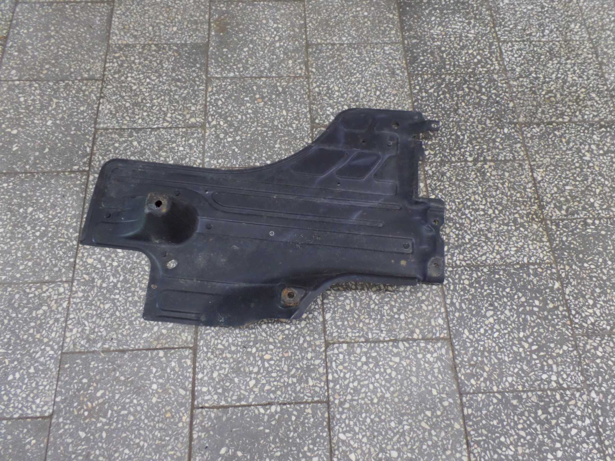VOLVO S80 II V70 III 06-16 OSLONA PODWOZIA PRAWA 30736341