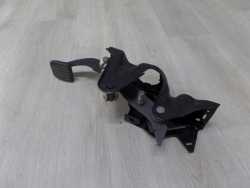 VOLVO S80 II V70 III XC70 2.4 D5 PEDAL SPRZEGLA 31202184