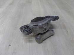 VOLVO S80 II V70 III 06-16 2.4 D5 LAPA PODUSZKA SKRZYNI BIEGOW 6G92-7M121-RF