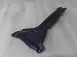 VOLVO S80 II V70 III XC70 06-13 WYGLUSZENIE PIANKA BLOTNIKA PRAWY PRZOD 31250321