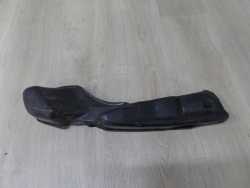 VOLVO S80 II V70 III XC70 06-13 WYGLUSZENIE PIANKA BLOTNIKA PRAWY PRZOD 8684736