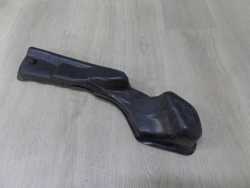 VOLVO S80 II V70 III XC70 06-13 WYGLUSZENIE PIANKA BLOTNIKA PRAWY PRZOD 8684736