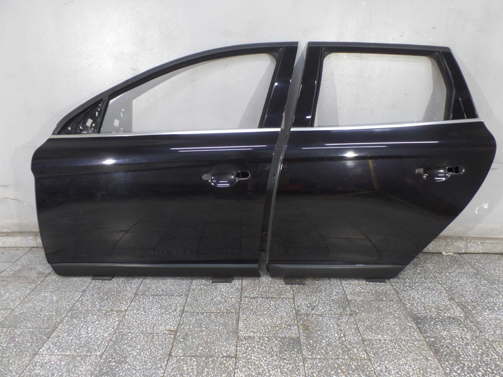 VOLVO XC60 08-13 DRZWI PRZOD LEWE KPL LISTWA 452 452-46