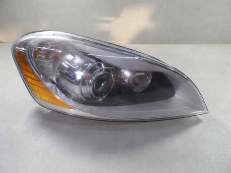 VOLVO XC60 08-13 LAMPA REFLEKTOR XENON SKRETNY PRAWA 30763138 89902827 UK