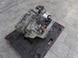 VOLVO S80 V70 III 2.4 D5 07- SKRZYNIA BIEGOW MANUAL 30783235