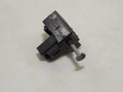 VOLVO S80 II V70 III XC 06-16 CZUJNIK PEDALU SPRZEGLA 6G9T-11A152-AA