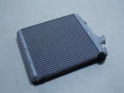 VOLVO S60 II V60 XC60 08- CHLODNICZKA NAGRZEWNICA WODY 9873005