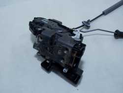 VOLVO XC60 08-13 ZAMEK DRZWI PRZOD PRAWY 30799301