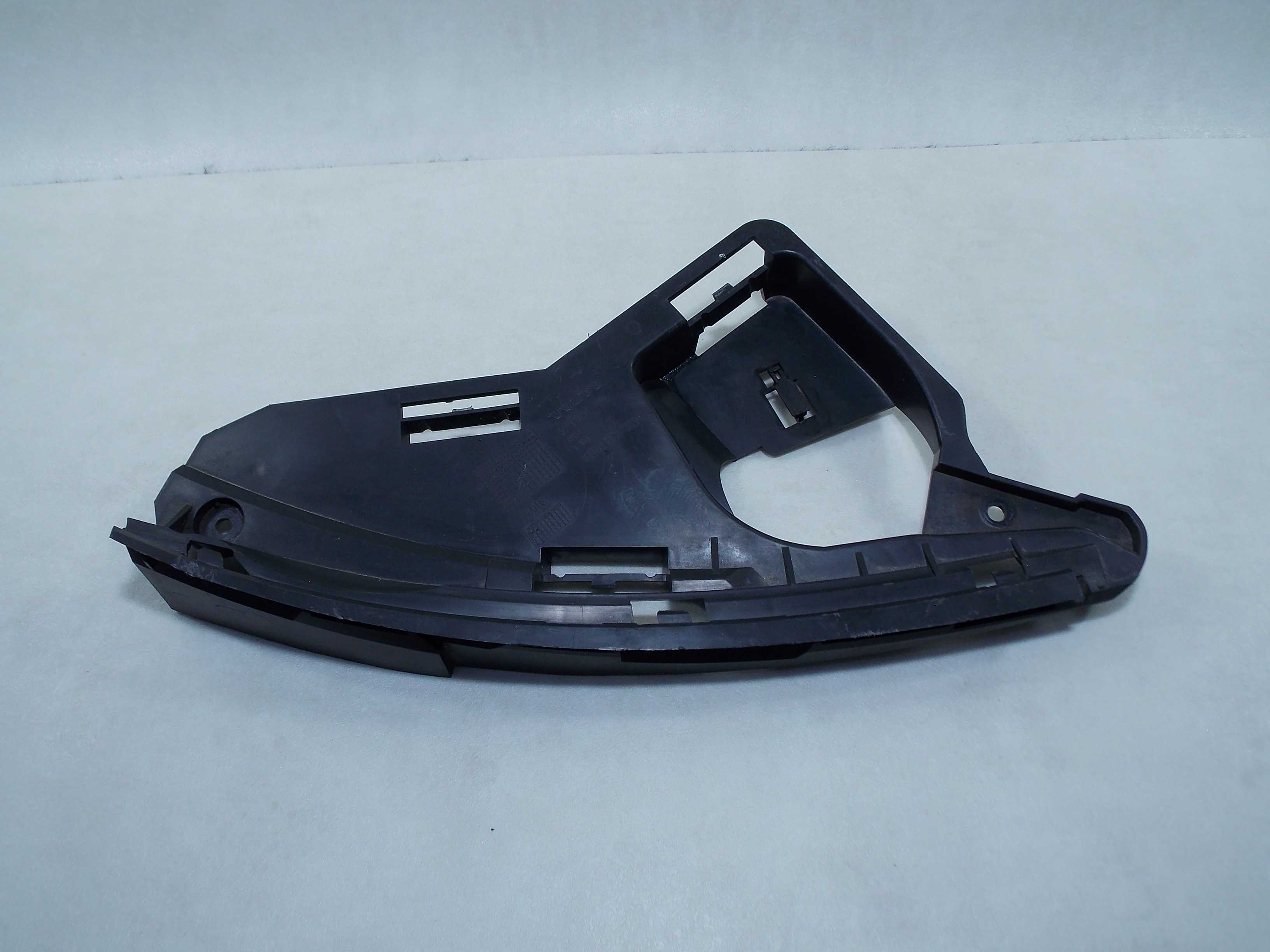 VOLVO XC60 08-13 SLIZG MOCOWANIA LAMPY REFLEKTORA PRZOD PRAWY 30763434