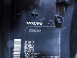 VOLVO XC60 08-17 POKRYWA OSLONA OBUDOWA SKRZYNKI BEZPIECZNIKOW 30659262