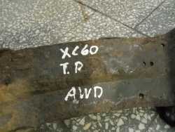VOLVO XC60 2.4 D5 AWD 08- PIASTA ZWROTNICA TYL PRAWA