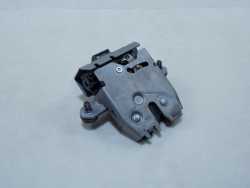 VOLVO XC60 08-17 ZAMEK KLAPY BAGAZNIKA TYL 31253170 ELEKTRYCZNA KLAPA