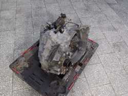 VOLVO XC60 2.4 D5 AWD 08-17 SKRZYNIA BIEGOW MANUALNA 8G9R-7002-KB 31280472