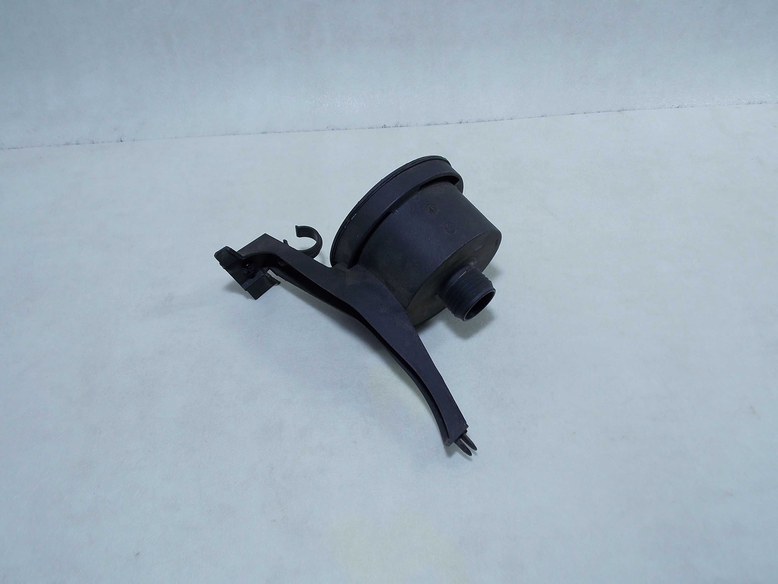 BMW E46 1.8 2.0 98-07 FILTR POWIETRZA WTORNEGO 1716578