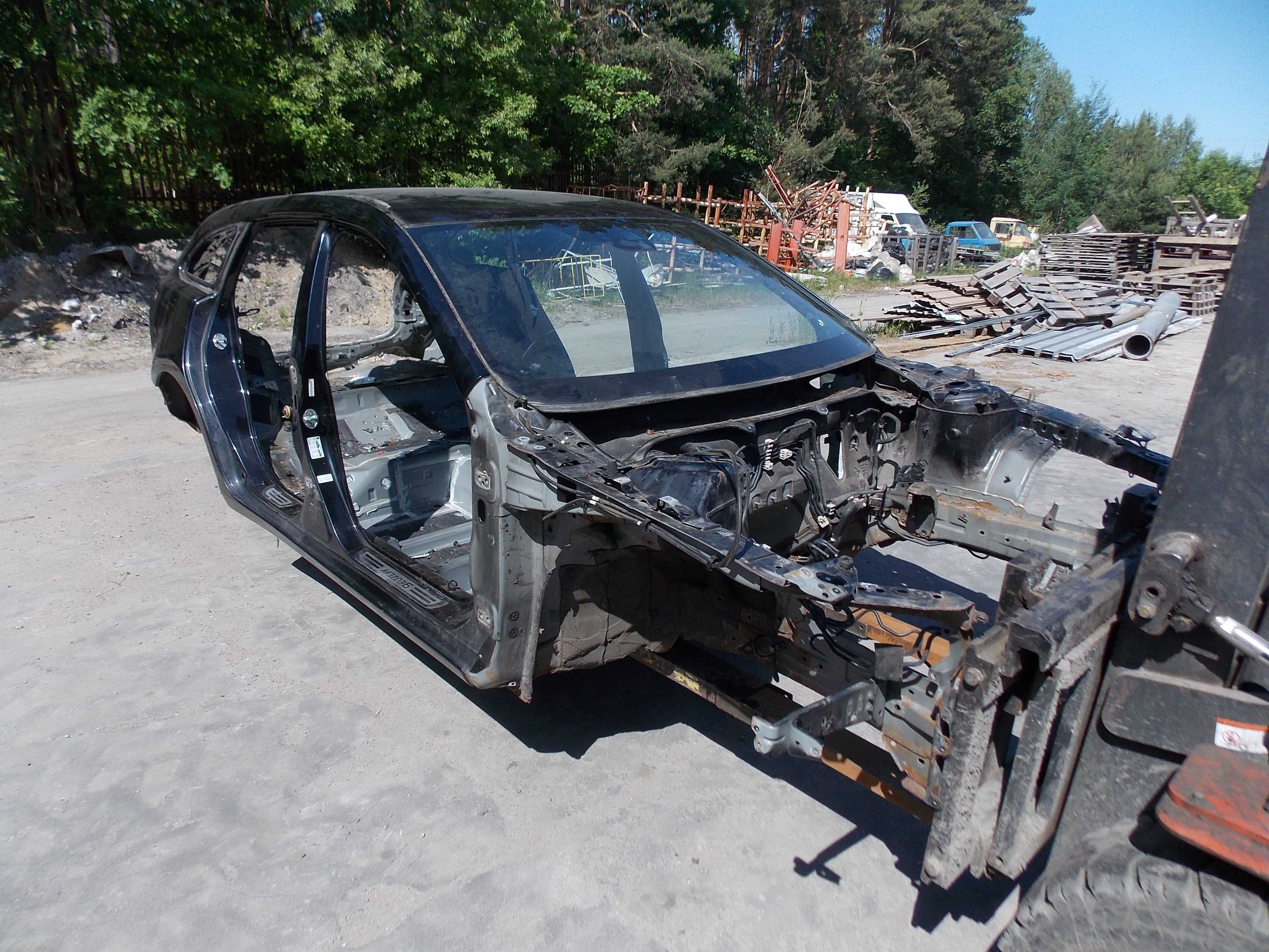 MAZDA 6 GJ KOMBI 12-17 CWIARTKA SLUPEK PROG PRAWY 41W