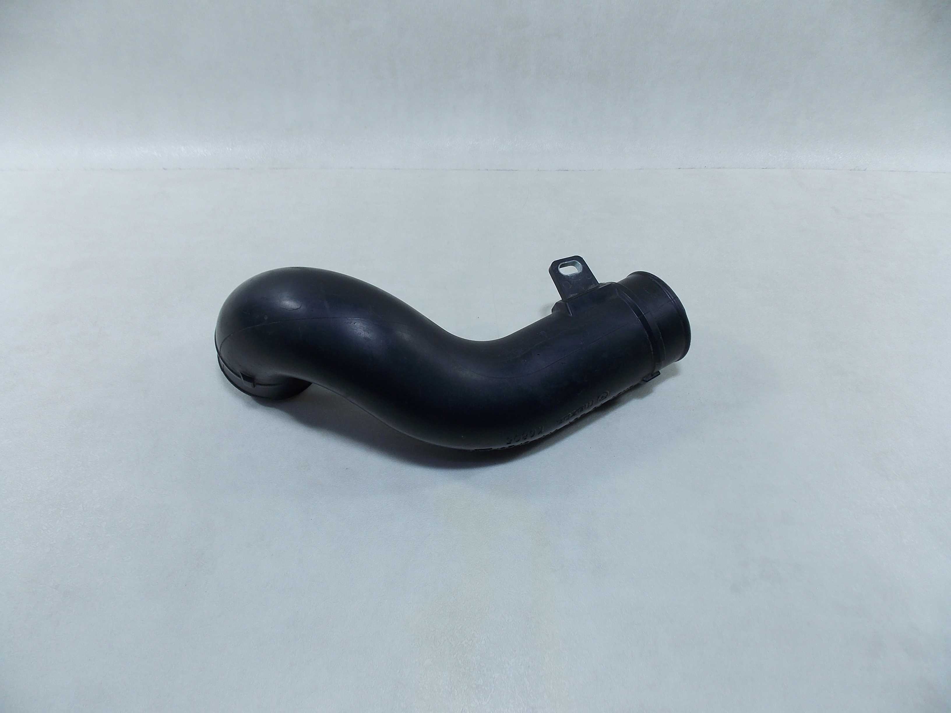 MAZDA 3 5 6 VI GJ CX 2.2 D SKYACTIV SH01 12- RURA PRZEWOD CHLODNICY INTERCOOLERA POWIETRZA SH0113231