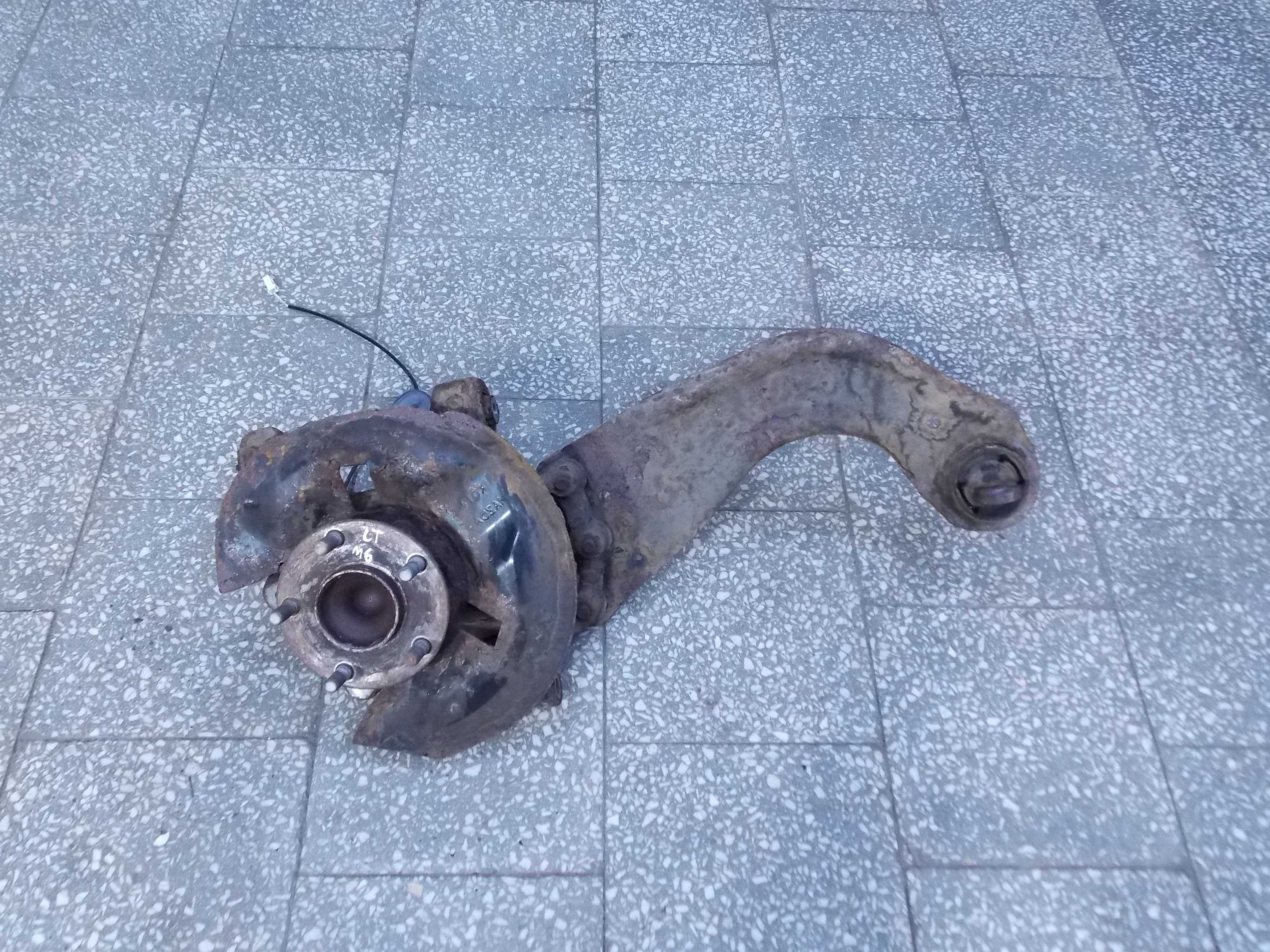 MAZDA 6 VI KOMBI GJ 12-17 PIASTA ZWROTNICA WAHACZ TYL LEWY