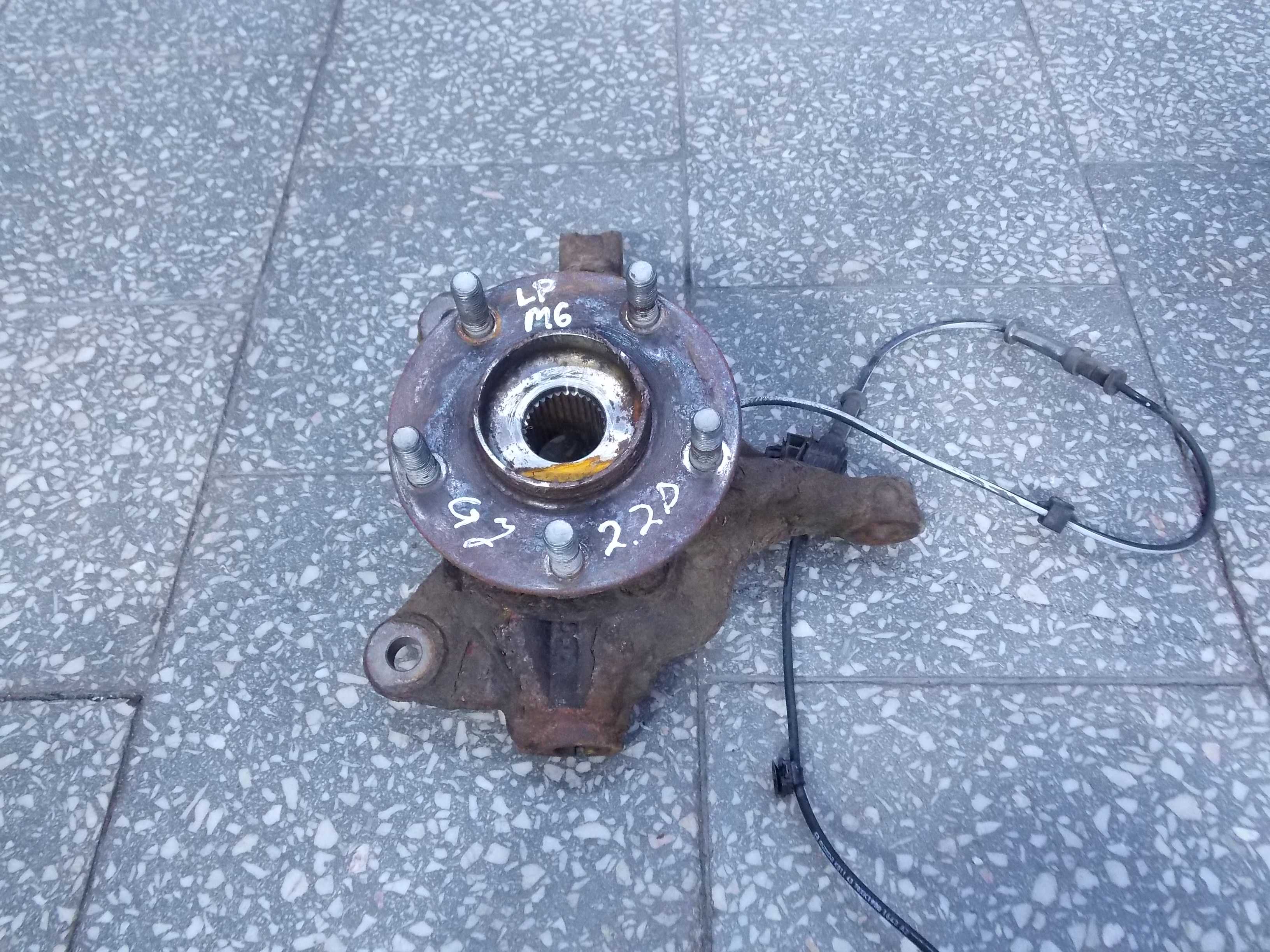 MAZDA 6 VI GJ 12-17 2.2D PIASTA ZWROTNICA PRZOD LEWY