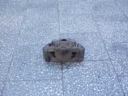 TOYOTA AVENSIS VERSO ZACISK HAMULCOWY PRZOD LEWY 01-07