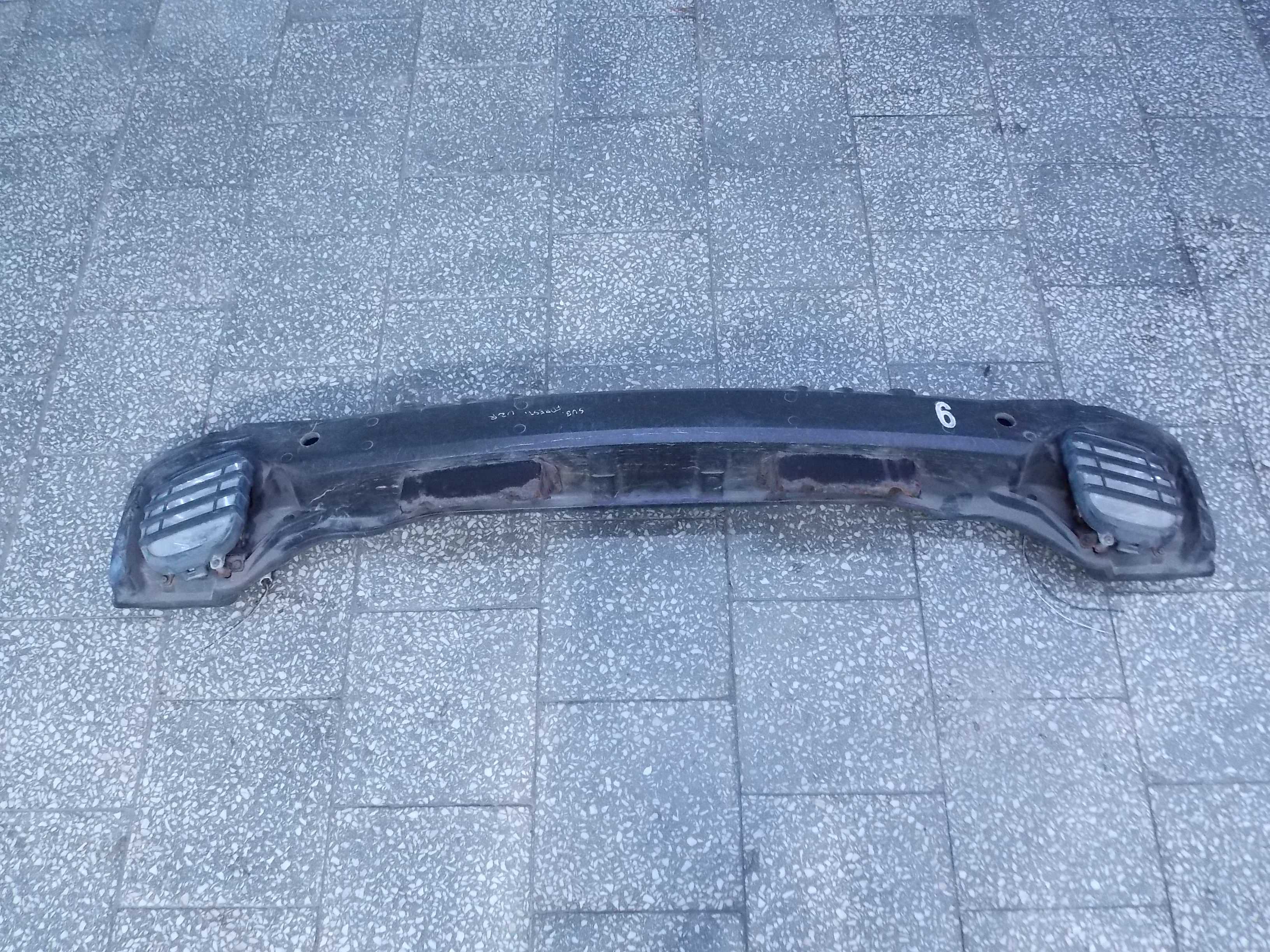 SUBARU FORESTER I 99-02 BELKA WZMOCNIENIE ZDERZAKA PRZOD HALOGENY KRATKI