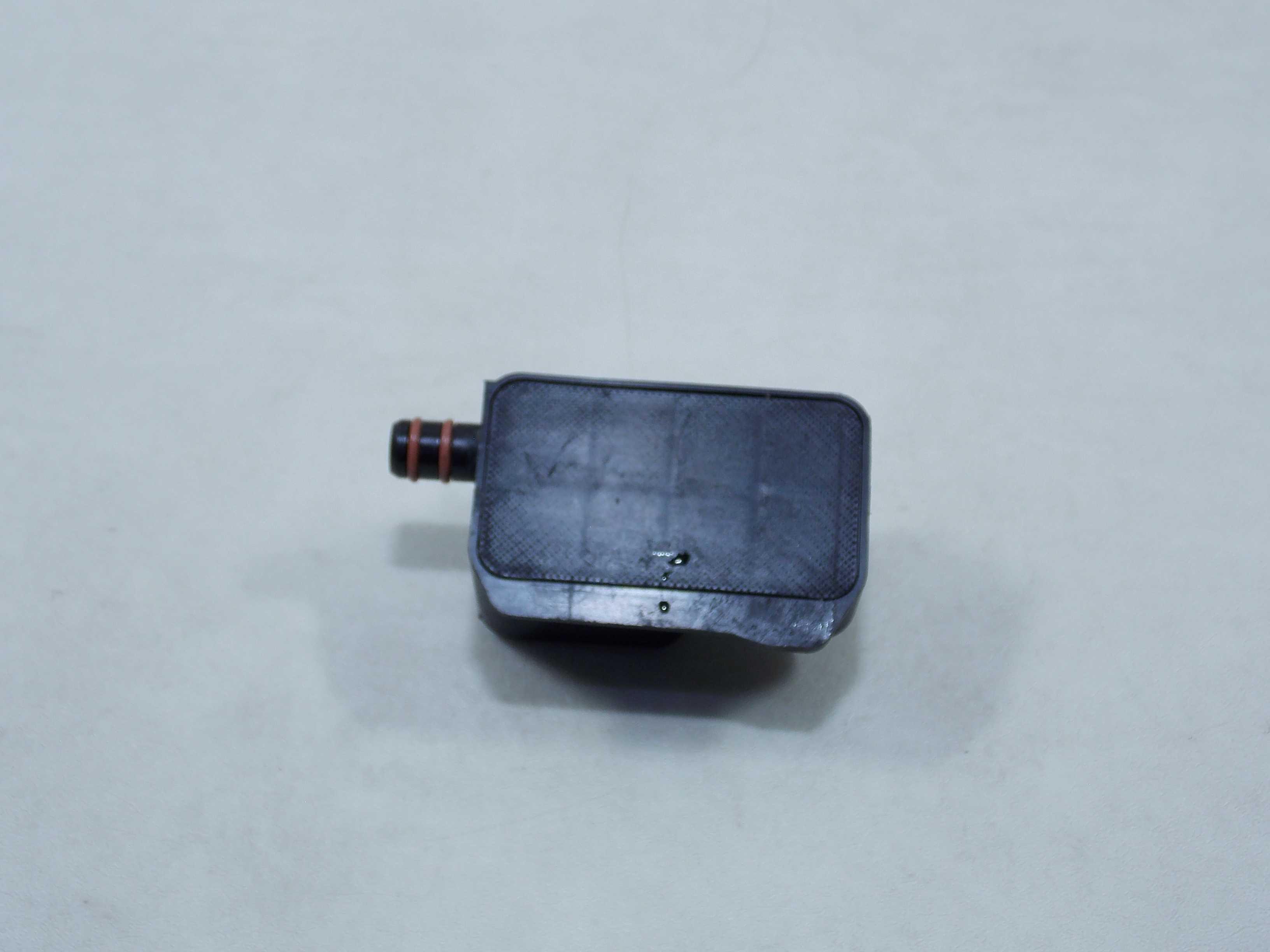 VOLVO PEUGEOT CITROEN FORD 1.6 HDI PODGRZEWACZ FILTRA PALIWA 9305-108C